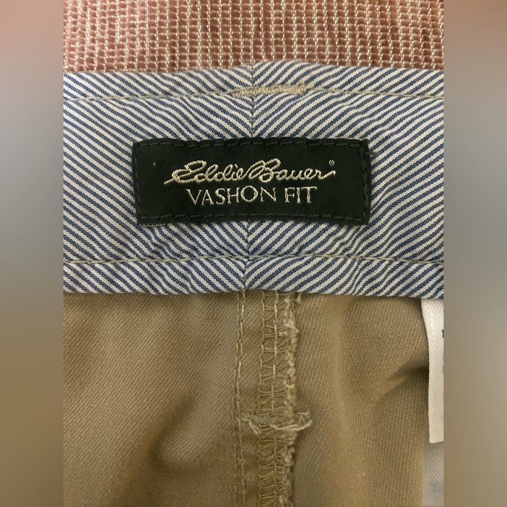 Eddie Bauer Women’s Khaki Capris Size 6 - Picture 8 of 9